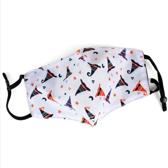 3/$20 Children’s Halloween Witches Hat Facemask - Picture 1 of 1